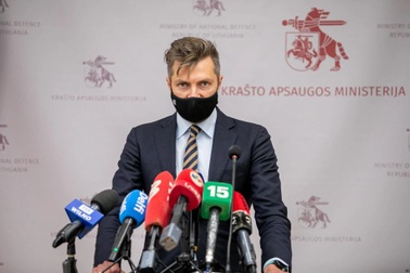 Lithuania cảnh báo người dân về điện thoại Trung Quốc