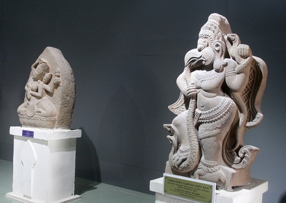 Mục sở thị nơi trưng bày những bảo vật quốc gia hàng trăm năm tuổi - 9