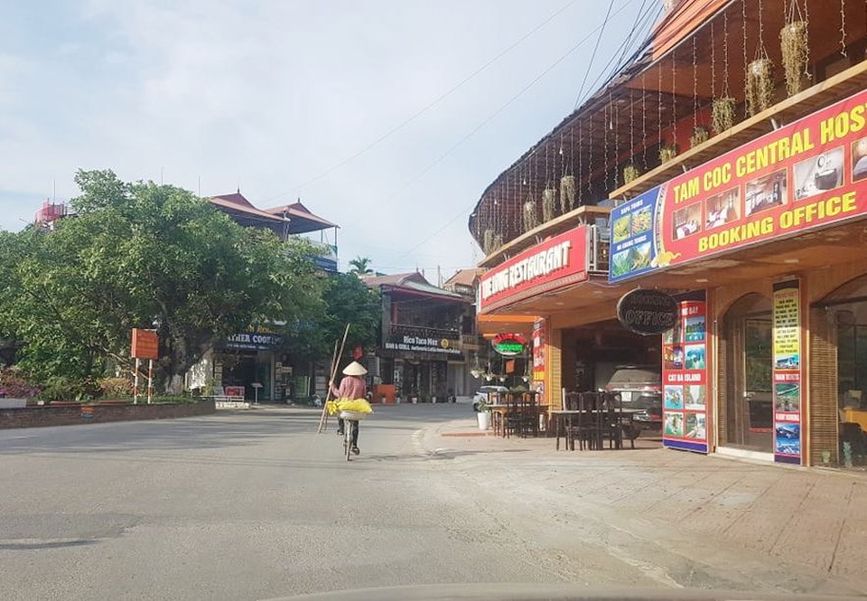 Cảnh đìu hiu “chưa từng thấy” ở phố Tây nhộn nhịp bậc nhất Ninh Bình - 1 Cảnh đìu hiu “chưa từng thấy” ở phố Tây nhộn nhịp bậc nhất Ninh Bình - 1