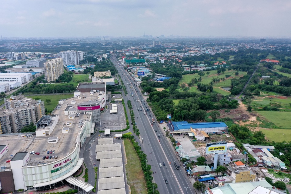 Hấp lực từ cung đường tài chính - dịch vụ mới Bình Dương - 1 Hấp lực từ cung đường tài chính - dịch vụ mới Bình Dương - 1