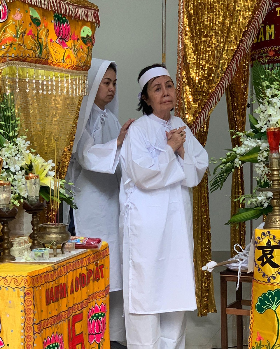 Lễ viếng nghệ sĩ Chánh Tín bắt đầu từ ngày 4-7/1/2020 tại nhà riêng - 4 Lễ viếng nghệ sĩ Chánh Tín bắt đầu từ ngày 4-7/1/2020 tại nhà riêng - 4