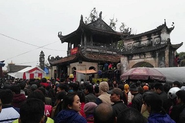 Nghi thức xoay kiệu ở ngôi Chùa được phong tặng “Đệ nhất đại danh lam”