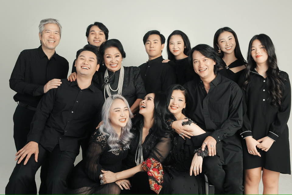 Thanh Lam: From a beautiful singing woman to the first diva to receive the title of People's Artist - 2 Thanh Lam: Từ Người đàn bà đẹp hát đến diva đầu tiên nhận danh hiệu NSND - 2