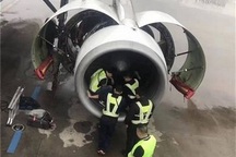 Tung đồng xu cầu may, cụ bà khiến... chuyến bay bị hoãn