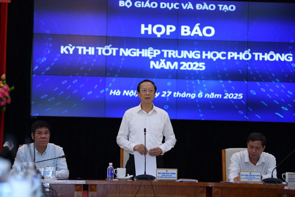 Họp báo kết thúc kỳ thi tốt nghiệp THPT 2025: Sáng 16/7 công bố kết quả thi - 1 Họp báo kết thúc kỳ thi tốt nghiệp THPT 2025: Sáng 16/7 công bố kết quả thi - 1