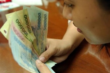 Chuyện lương và giá vẫn rất sôi nổi