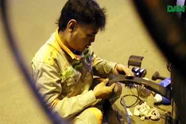 Anh xe ôm nghèo thích lo chuyện bao đồng