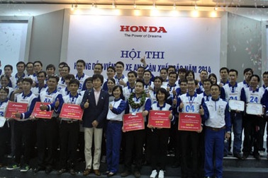 “Hướng dẫn viên lái xe an toàn xuất sắc năm 2014”