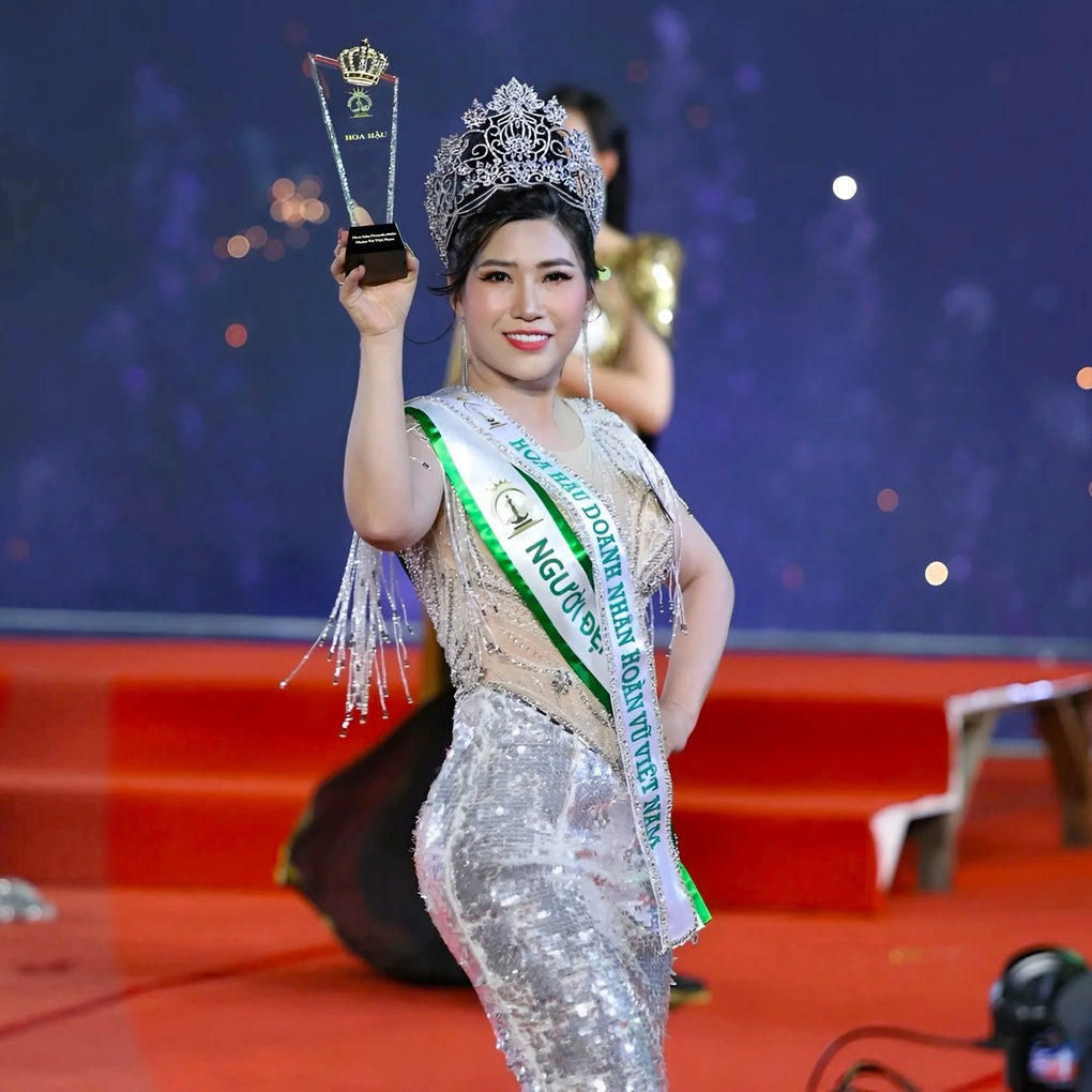 Người đẹp Hải Phòng đăng quang Hoa hậu Doanh nhân Hoàn vũ Việt Nam 2025 - 2 Người đẹp Hải Phòng đăng quang Hoa hậu Doanh nhân Hoàn vũ Việt Nam 2025 - 2