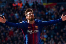 Chữ “nhẫn” của Barcelona và thiên tài Messi