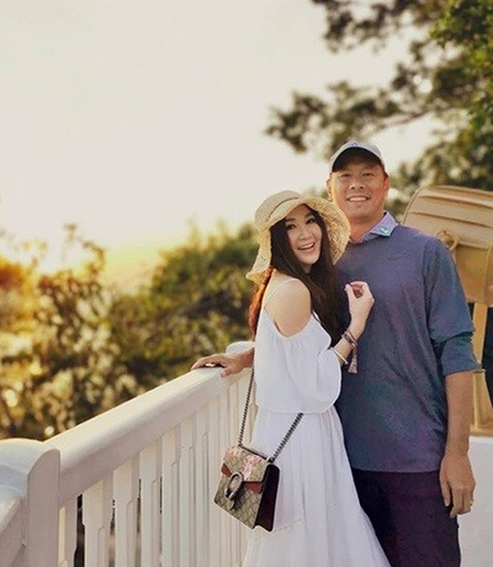 Phan Kim Liên Ôn Bích Hà khoe dáng nuột nà với áo tắm ở tuổi 55 - 8