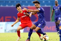 Văn Toàn ghi bàn, HA Gia Lai chia điểm với B.Bình Dương