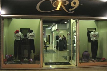 Cristiano Ronaldo mở quán bar tại quê nhà 