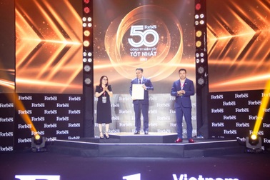 PNJ nhận loạt giải thưởng lớn do Forbes Việt Nam bình chọn