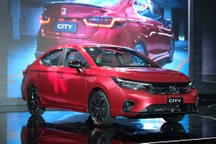 Honda City 2023 tăng giá 10-30 triệu đồng, thêm công nghệ an toàn chủ động