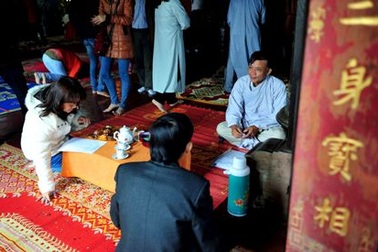 Xứ Huế đẹp trầm mặc ngày đầu năm 