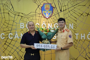 Đấu giá biển số xe mang về ngân sách nhà nước 6.400 tỷ đồng