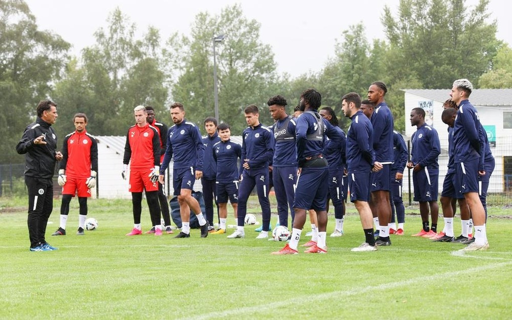 Quang Hải có cơ hội đối đầu đương kim vô địch Ligue 2 - 2 Quang Hải có cơ hội đối đầu đương kim vô địch Ligue 2 - 2