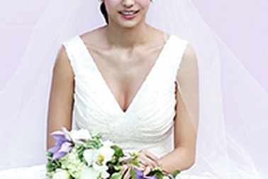 Đám cưới hoành tráng của Han Chae Young 