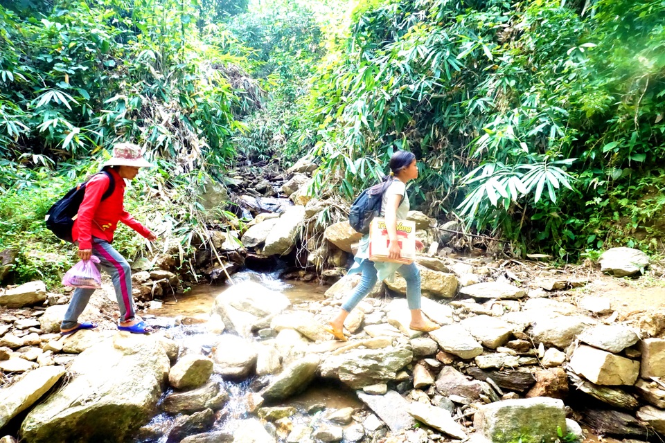 Bão giật tung mái trường, thầy trò Lấp Loa mơ lớp học kiên cố - 7