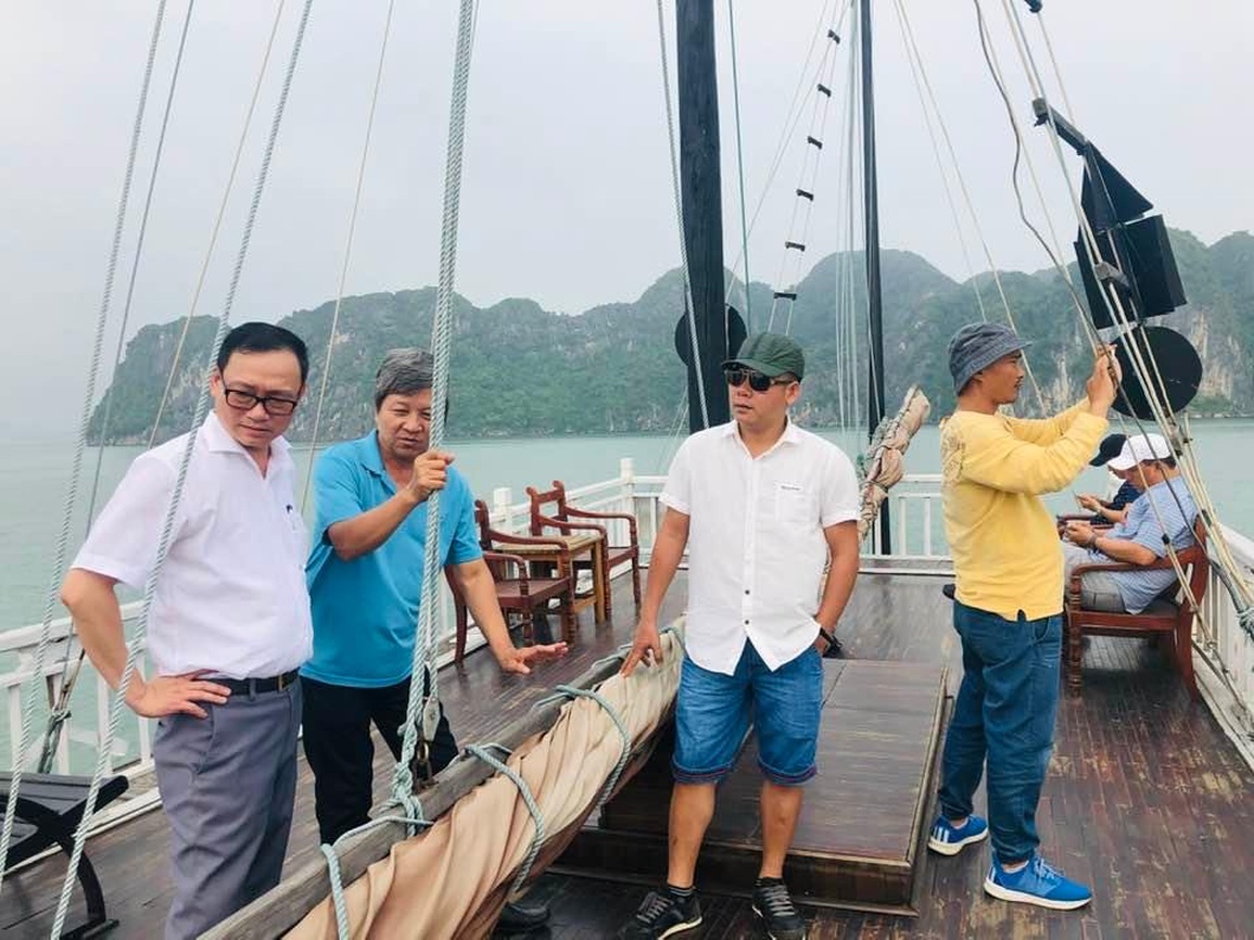 Cha đẻ Bão ngầm: Phim tôi không có chuyện cảnh sát thanh bần, ăn mỳ tôm! - 5 Cha đẻ Bão ngầm: Phim tôi không có chuyện cảnh sát thanh bần, ăn mỳ tôm! - 5