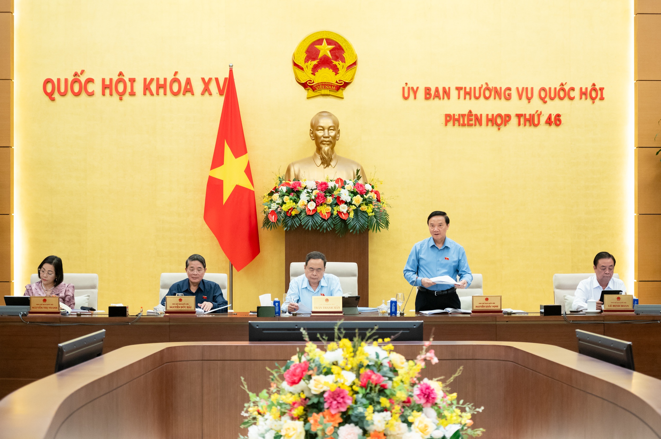 Chủ tịch tỉnh mới sẽ có thêm nhiều thẩm quyền - 2 Chủ tịch tỉnh mới sẽ có thêm nhiều thẩm quyền - 2