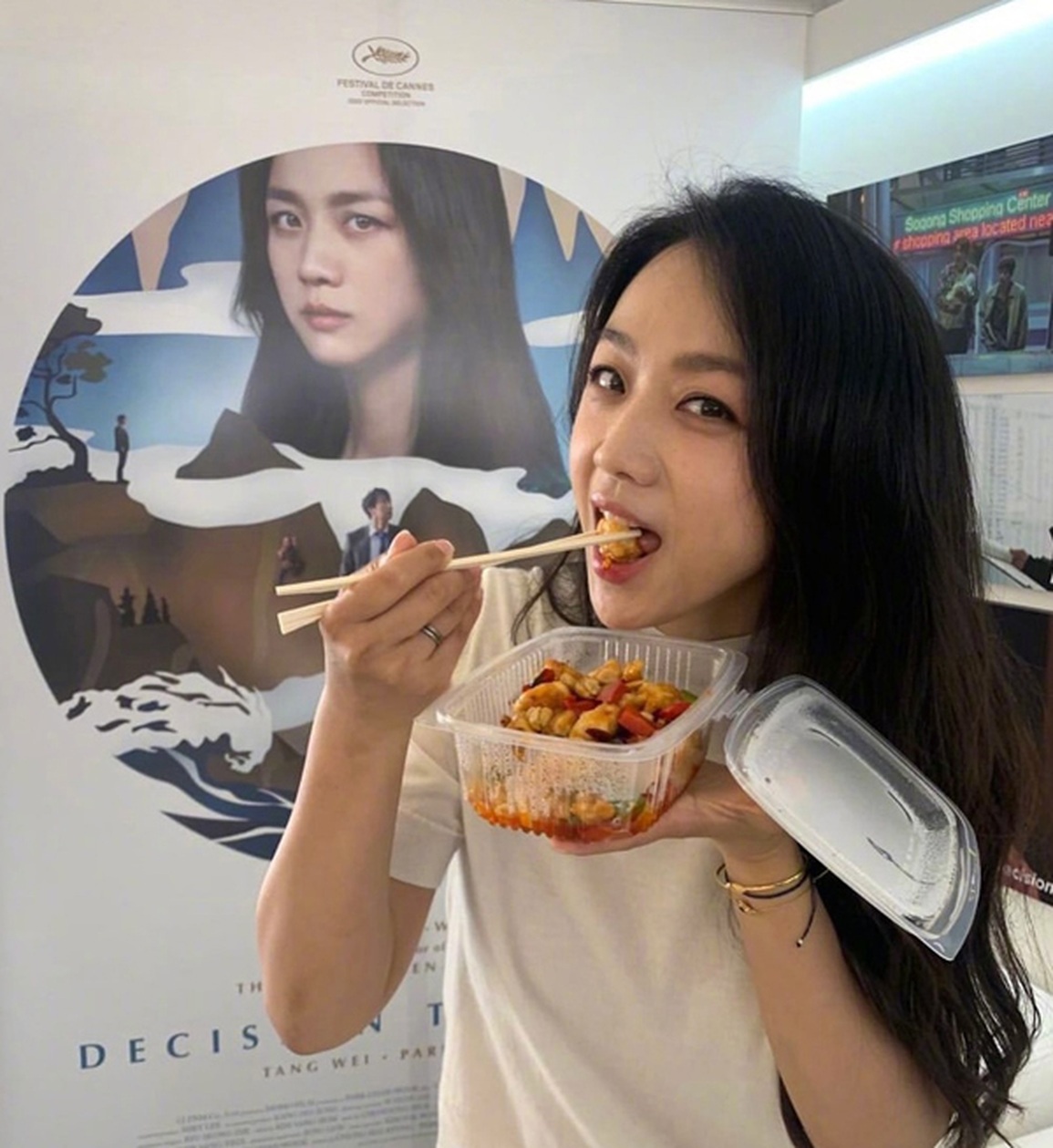 Mỹ nhân bị cấm vận vì cảnh nóng tái xuất tại LHP Cannes 2022 - 4