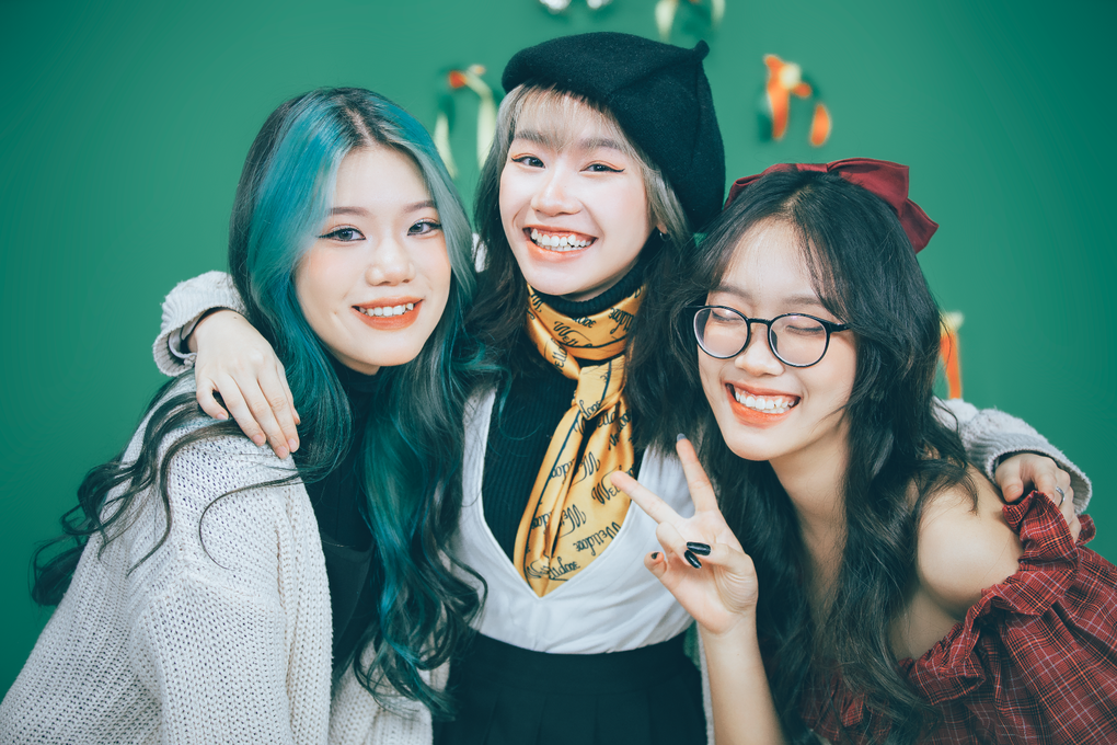 Gợi ý trang phục đi chơi Noel thời thượng, đúng mốt - 11 Gợi ý trang phục đi chơi Noel thời thượng, đúng mốt - 11