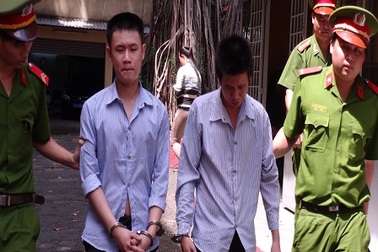 Quen qua mạng, thiếu nữ bị hiếp dâm, cướp tài sản