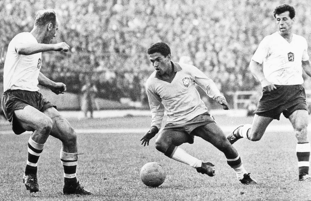 Lịch sử World Cup 1962: Quái nhân Garrincha đưa Brazil lên ngôi vô địch - 1