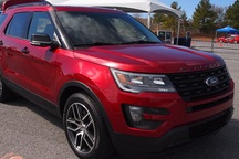 Ford bị kiện vì vấn đề rò rỉ khí thải trên xe Explorer