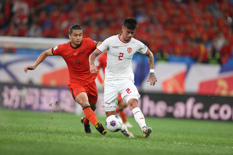 Đội tuyển Indonesia gục ngã trước Trung Quốc: Ảo tưởng về giấc mơ World Cup - 1 Đội tuyển Indonesia gục ngã trước Trung Quốc: Ảo tưởng về giấc mơ World Cup - 1