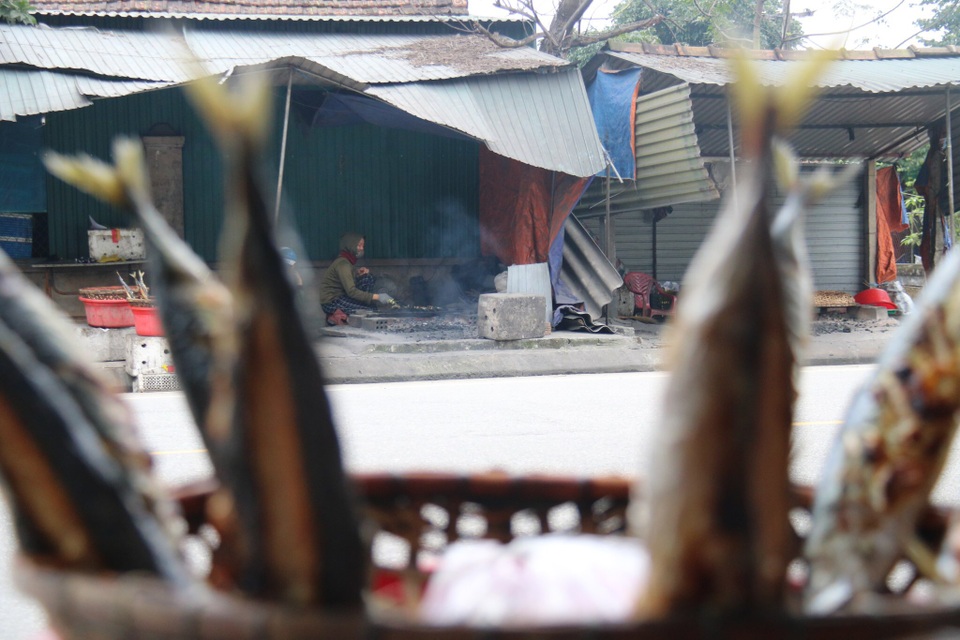 Về làng cá nướng thơm nức mũi nổi tiếng bậc nhất Hà Tĩnh - 2 Về làng cá nướng thơm nức mũi nổi tiếng bậc nhất Hà Tĩnh - 2