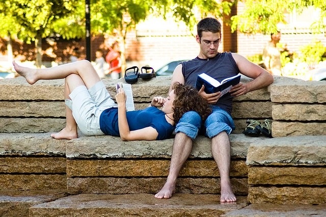 Muốn giàu có, sống tốt, sống lâu... hãy đọc sách - 4 Muốn giàu có, sống tốt, sống lâu... hãy đọc sách - 4
