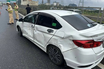 Vụ xe cứu trợ đền 100 triệu đồng: Cú va chạm và 3 người vướng lao lý