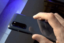 Mẹo gõ vào lưng smartphone để kích hoạt các ứng dụng nổi bật nhất tuần qua