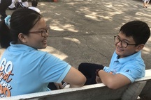 Ngày mặc “đồng phục cá tính” trong trường học: Nên hay không?