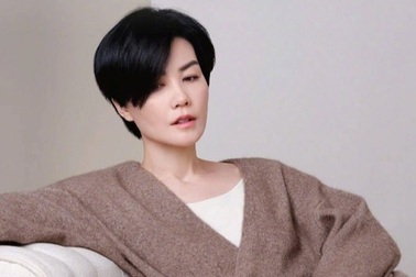 Vương Phi: Khi đối phương hết yêu, sẽ chọn buông tay