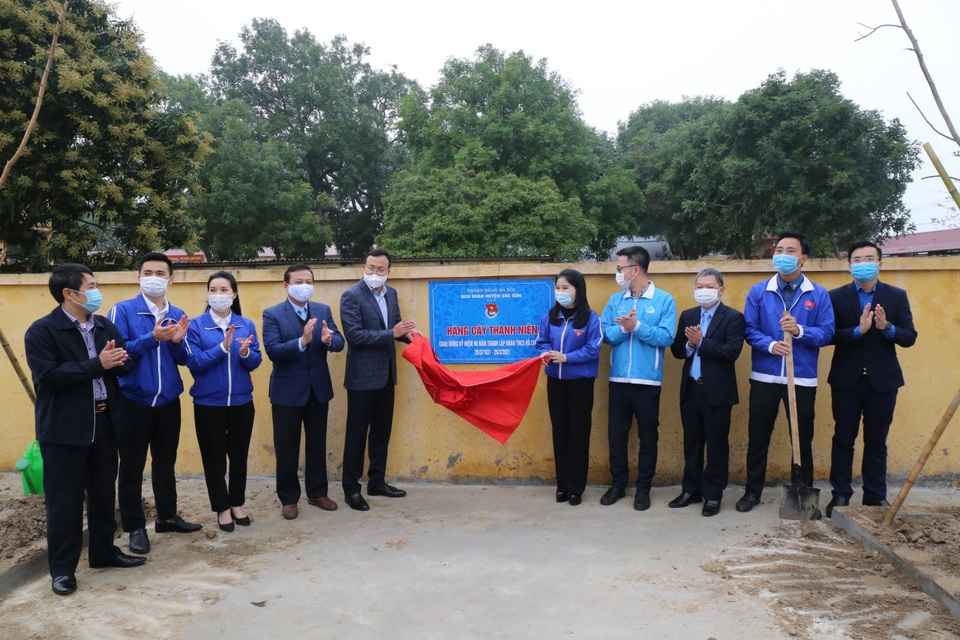 Phát động phong trào mỗi thanh thiếu nhi trồng mới và chăm sóc một cây xanh - 4 Phát động phong trào mỗi thanh thiếu nhi trồng mới và chăm sóc một cây xanh - 4