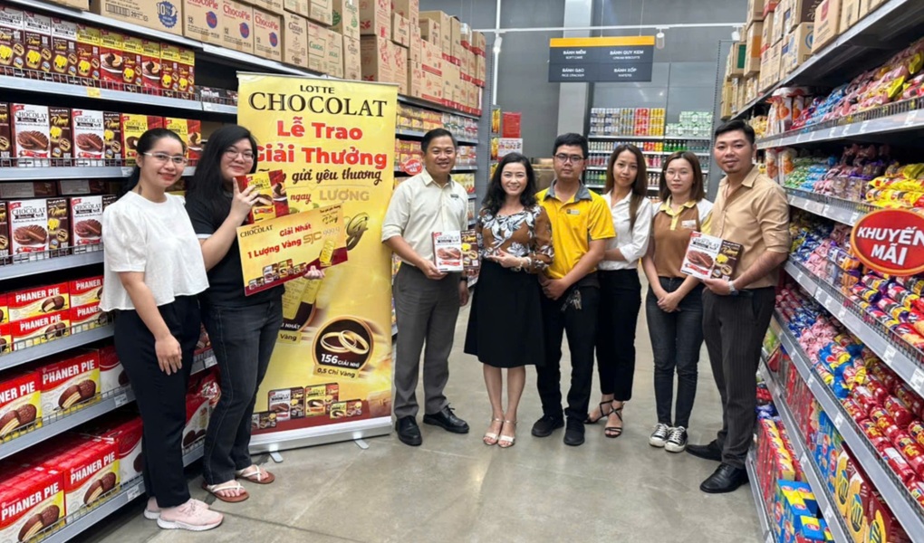Lotte Chocolate trao thưởng chương trình Trao gửi yêu thương - Trúng ngay lượng vàng - 1 Lotte Chocolate trao thưởng chương trình Trao gửi yêu thương - Trúng ngay lượng vàng - 1