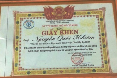 Bác sĩ giả trong thời đại dịch