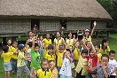 Cùng bé yêu đọc sách và phá kỷ lục thế giới