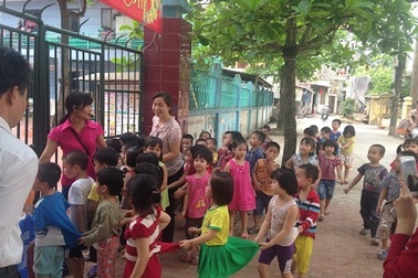 Hà Nội: Trường mầm non “nhồi” sĩ số, học sinh khổ sở mùa nóng