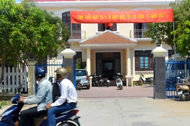 Theo dõi sức khỏe một gia đình trở về từ Vĩnh Phúc