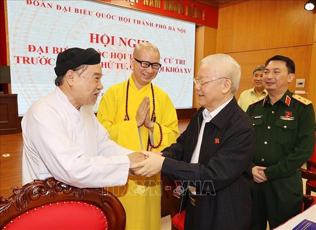 Tổng Bí thư: Cuộc chiến đấu còn tiếp diễn, có những vụ ghê gớm lắm - 3 Tổng Bí thư: Cuộc chiến đấu còn tiếp diễn, có những vụ ghê gớm lắm - 3
