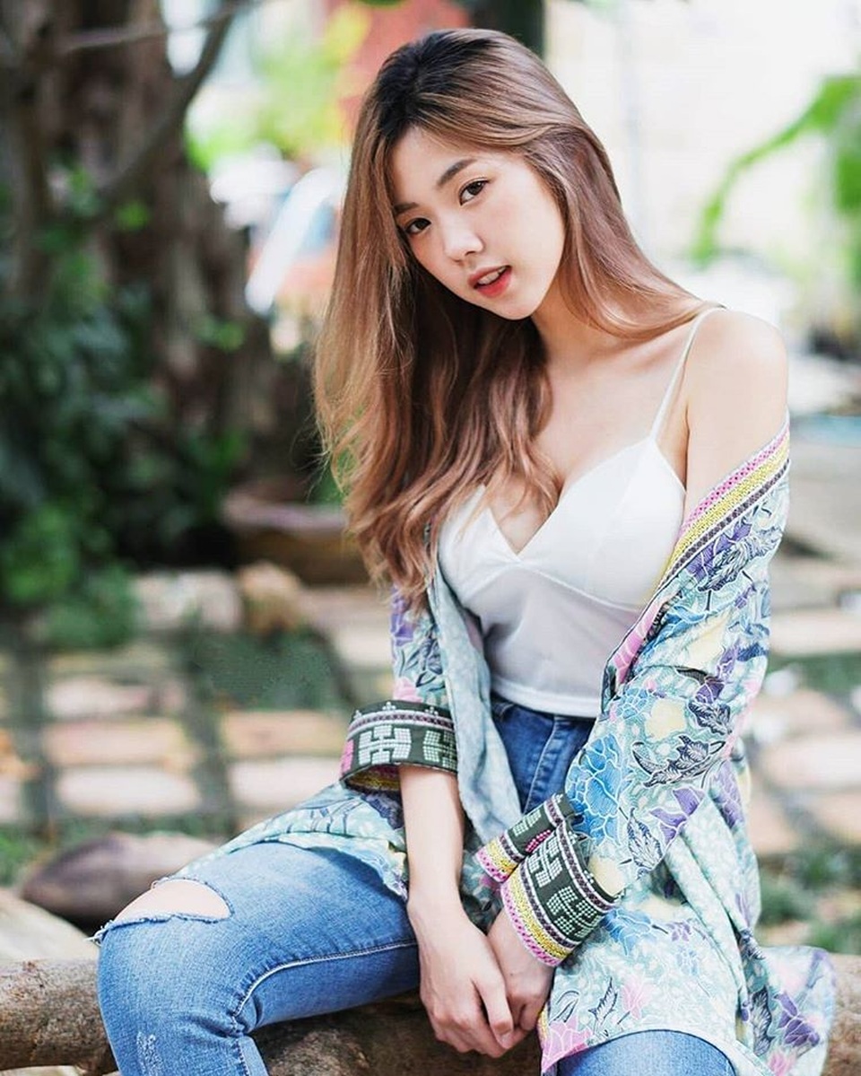 Nụ cười tỏa nắng của hot girl Thái Lan hút nửa triệu fan trên mạng xã hội - 15 Nụ cười tỏa nắng của hot girl Thái Lan hút nửa triệu fan trên mạng xã hội - 15
