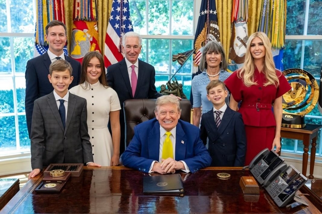 Cháu gái của Tổng thống Mỹ Donald Trump được nuôi dạy khéo léo như thế nào?