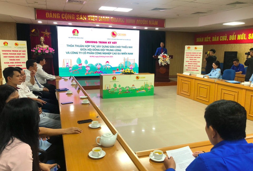 Xây dựng 45 sân chơi thiếu nhi với kinh phí 10 tỷ đồng từ nguồn xã hội hóa - 1 Xây dựng 45 sân chơi thiếu nhi với kinh phí 10 tỷ đồng từ nguồn xã hội hóa - 1