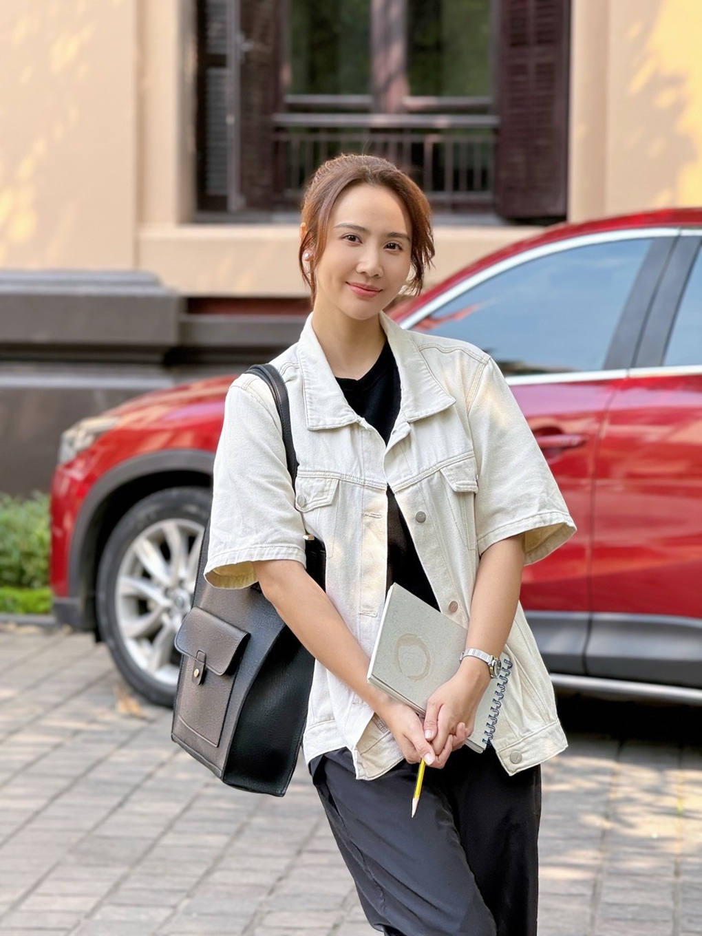 Huyền Lizzie áp lực khi thế Hoàng Hà trong phim Chúng ta của 8 năm sau - 2 Huyền Lizzie áp lực khi thế Hoàng Hà trong phim Chúng ta của 8 năm sau - 2
