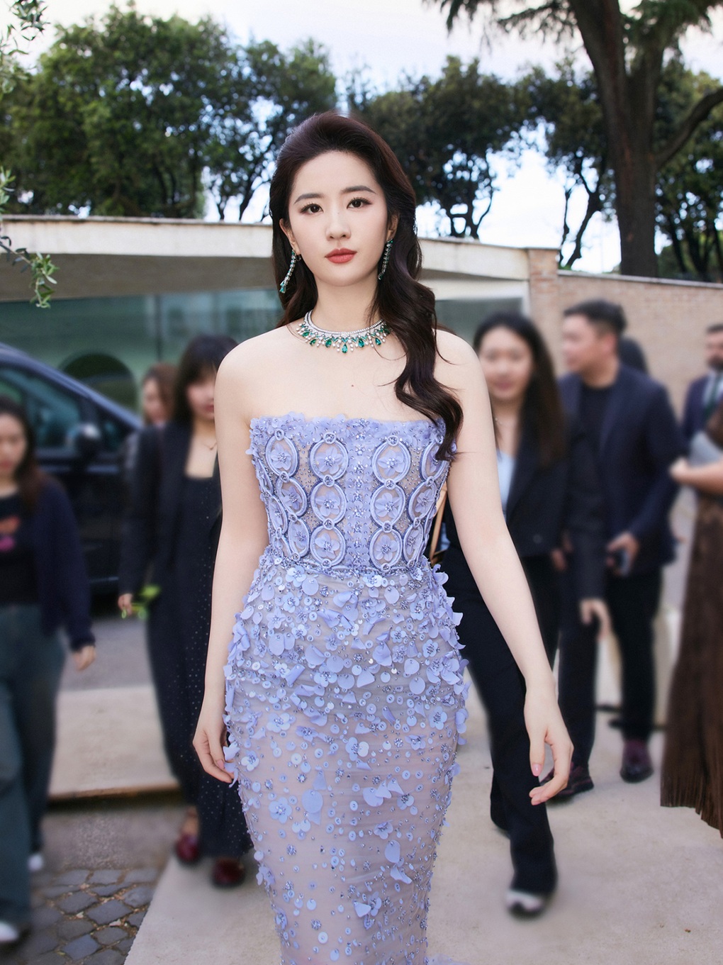 Cảnh hôn trong phim mới của Lưu Diệc Phi gây tranh cãi - 3 Cảnh hôn trong phim mới của Lưu Diệc Phi gây tranh cãi - 3